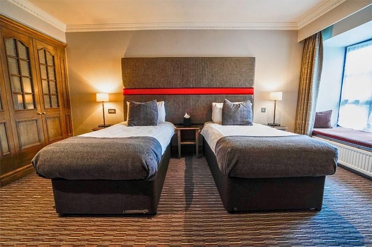 Twin Room4